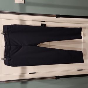 LOFT skinny pant in navy. Size 14.